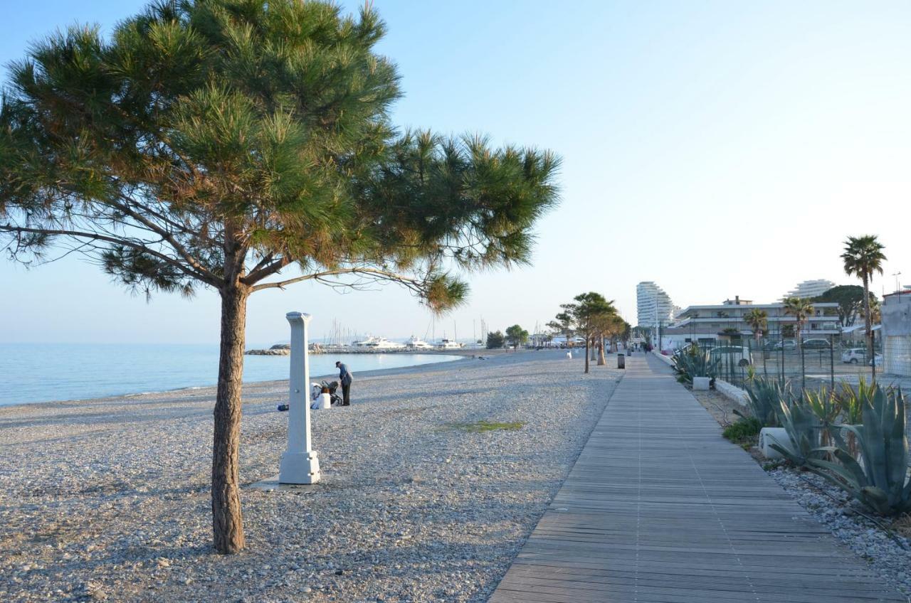 Dream French Riviera - Fame Marina Baie Des Anges Διαμέρισμα Villeneuve-Loubet Εξωτερικό φωτογραφία